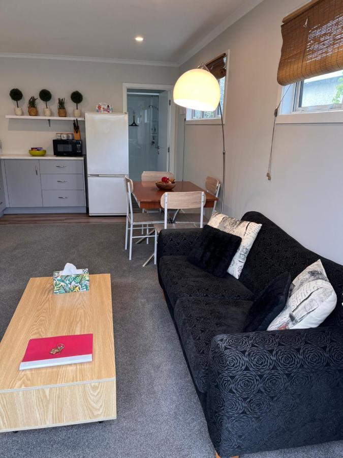 Modern Studio Apartment Motueka Exterior foto